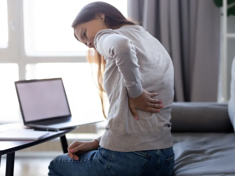 How Sovereign Light Chiropractic treats back pain in Suwanee