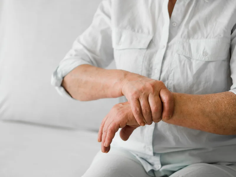 Chiropractic care for carpal tunnel syndrome at Sovereign Light Chiropractic in Suwanee
